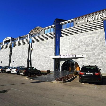 Hotel Diadem Omis Exterior photo