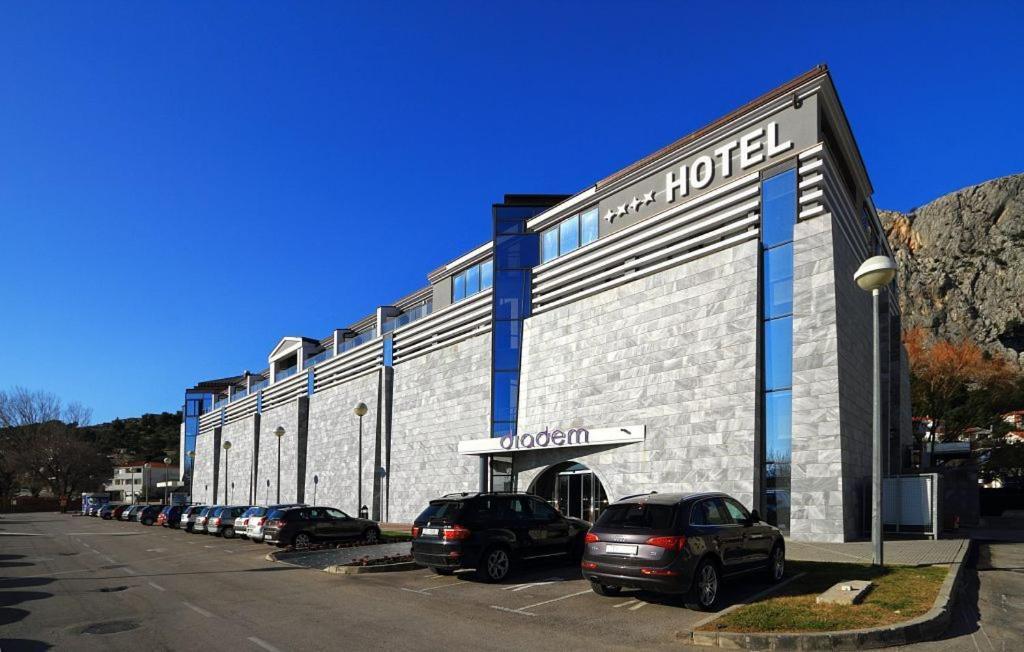 Hotel Diadem Omis Exterior photo